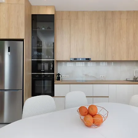 Bagebi Views - Spacious Apartment With City Views Tbilisi Exterior photo