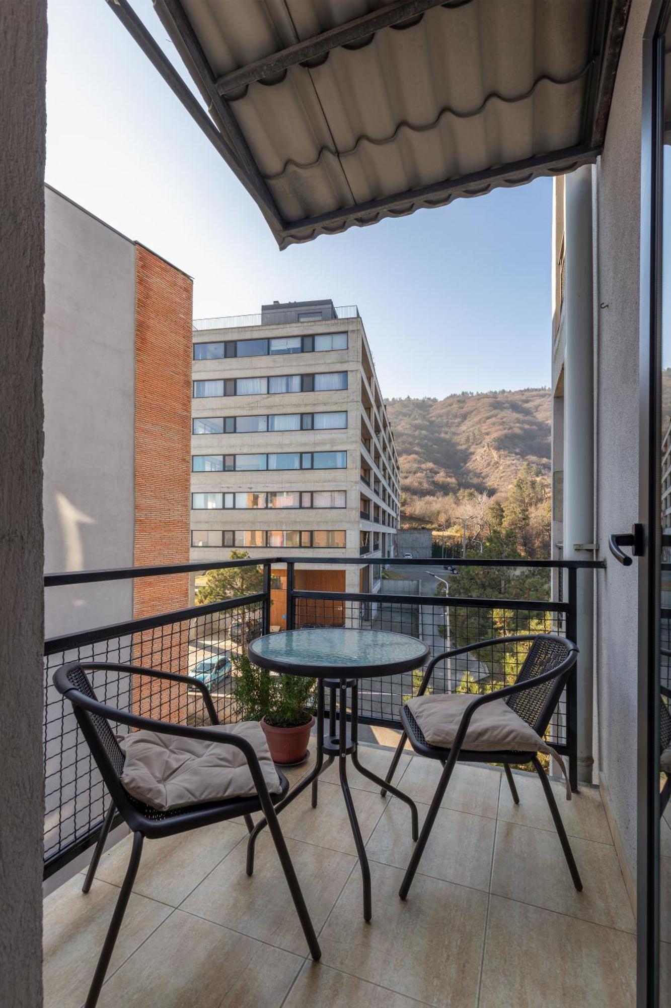 Apartment Bagebi Views - Spacious With Views *