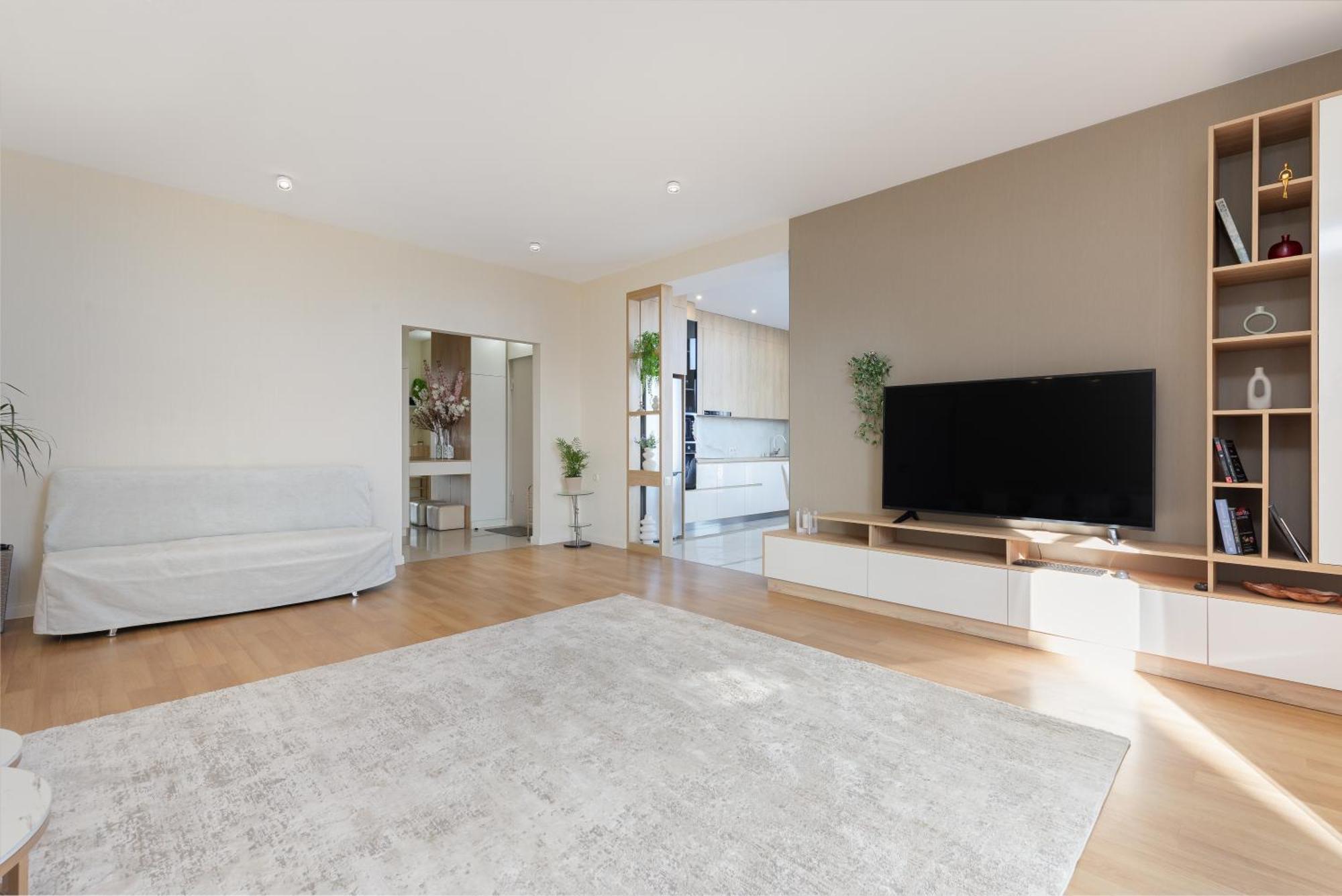 Bagebi Views - Spacious With Views *